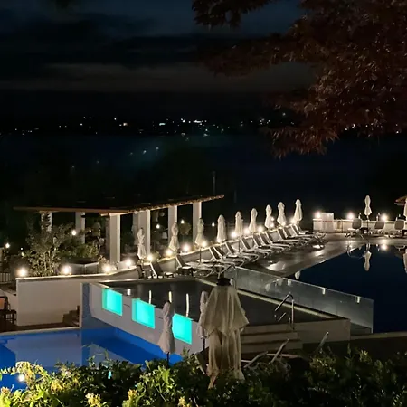 Garden In Santa Marina Village Апартамент *